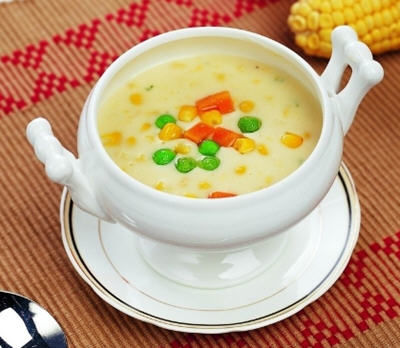 西式浓汤奶油蘑菇鸡茸汤