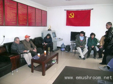 科协牵红线 专家讲课忙