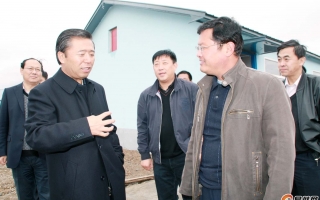 伊春市领导视察ManBetX体育发展情况 ()