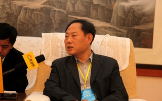 韩国杏鲍菇工厂化生产世界领先——易菇网专访韩国阿银农场金仁哲先生 ()