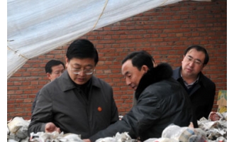 广灵县委书记刘振国、县长郭占宝深入Manbetx体育手机版推荐A9版本企业调研指导工作 ()