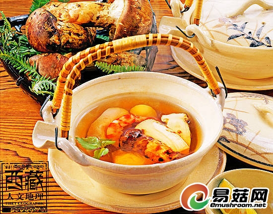 林芝松茸食之鲜嫩可口,味香浓,肉质细腻,润滑爽口 林芝松茸食之鲜嫩可口,味香浓,肉质细腻,润滑爽口