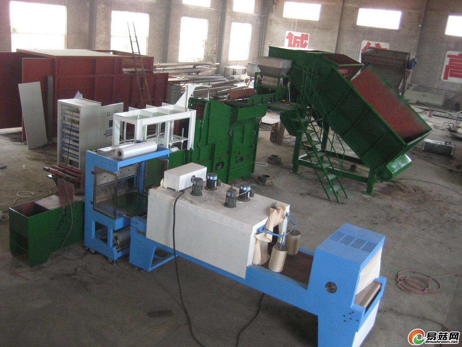 点击查看详细信息<br>标题：养殖料全自动打包机 阅读次数：114