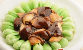 常吃香菇和金针菇可防治癌症