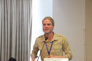 Teppo R?m?：Diversity of wood-inhabiting marine fungi in the high North (3)