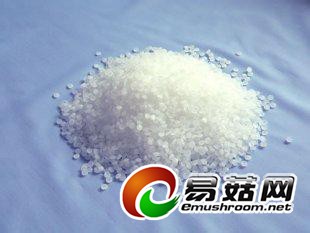 白色结晶或淡黄色结晶粉末