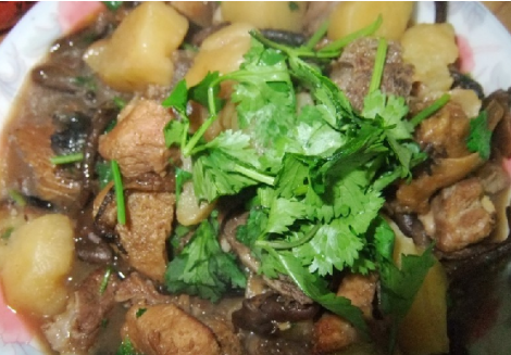 蘑菇炖排骨