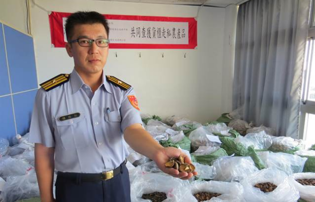 M9@FN}QQ@1Y`V[41_64_YDD