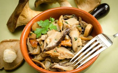 ]CHAXIUKB}S3R8T@5C]0YTY