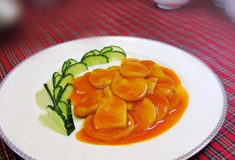 )Q5`7`7B}8X3RRHNW{WUM4H