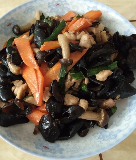 n2021551_144633852358869