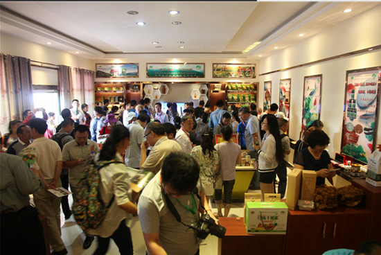 )(AJHDNVF3KL0T4[R}B)[68