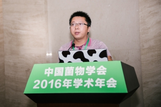 李传华：几种野生食药用菌的驯化研究 (2)