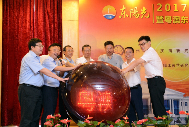 1121419444_15016423424191n