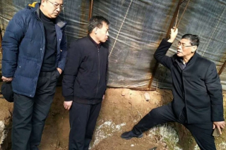 北方Manbetx体育手机版推荐A9版本秋播冬收成功 第二批菇蕾正在出菇 ()