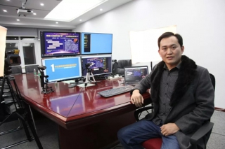 易菇大讲堂第十期武汉开讲  探讨ManBetX体育产业的机遇与风险 ()