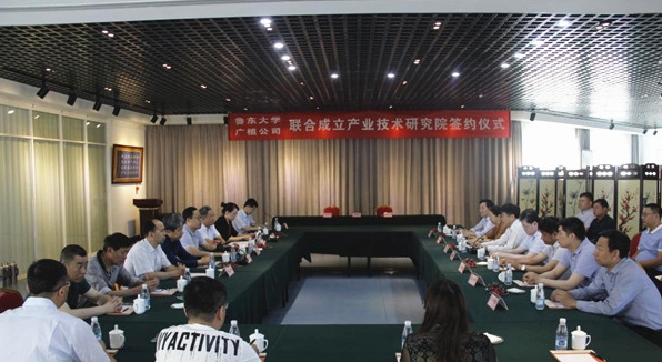 00300453718_8dc99870