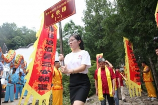 2018年香菇始祖吴三公朝圣活动将于8月26日-29日举行 ()