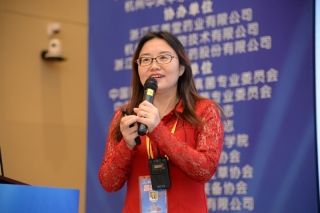 董彩虹：光照调控蛹虫草子实体发育和代谢产物产生 ()