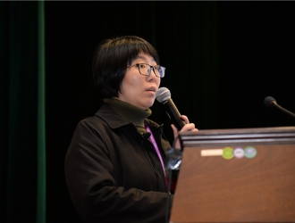 袁媛:独脚金内酯是天麻吸引蜜环菌的信号 ()