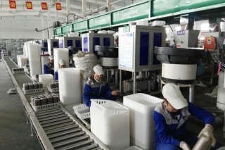 新疆洛浦ManBetX体育产业为贫困户拓宽就业渠道 ()