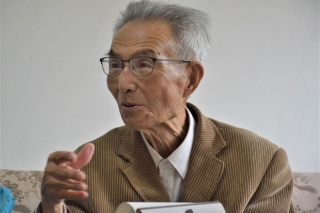 “天麻之父”周铉 ()