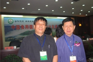 育菇育人 典立菇业