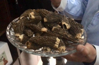 Manbetx体育手机版推荐A9版本为阿坝理县人撑起致富伞 ()