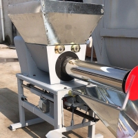 2020年平菇装袋机价格 香菇装袋机价格