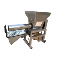 专业生产逸村牌全自动香菇装袋机厂家 平菇木耳茶树菇装袋机价格