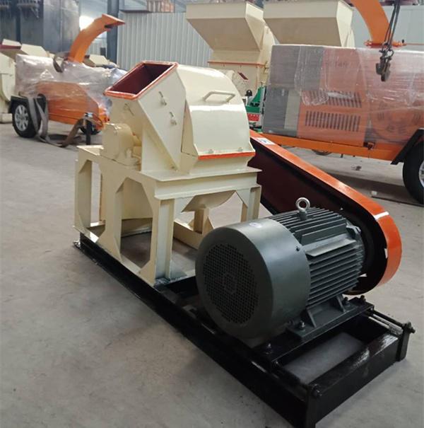 小型木材粉碎机