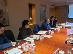 聊城市农科院与市人民医院就冠县灵芝资源的开发与利用进行对接交流 ()