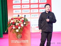 王卓仁：Manbetx体育手机版推荐A9版本稳产高效Manbetx体育手机版V17版本发布.官网安卓网.香港研究与实践