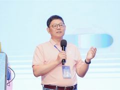 中国菌物学会鲍大鹏：探寻ManBetX体育产业技术创新与可持续发展的新平衡点 ()