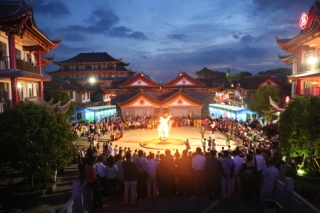 多彩贵州网:天麻高峰论坛本周在大方开 ManBetX体育
